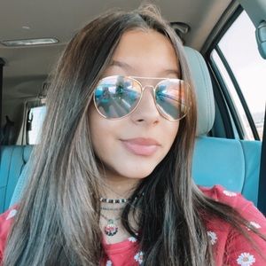 Meet your Posher, Noor